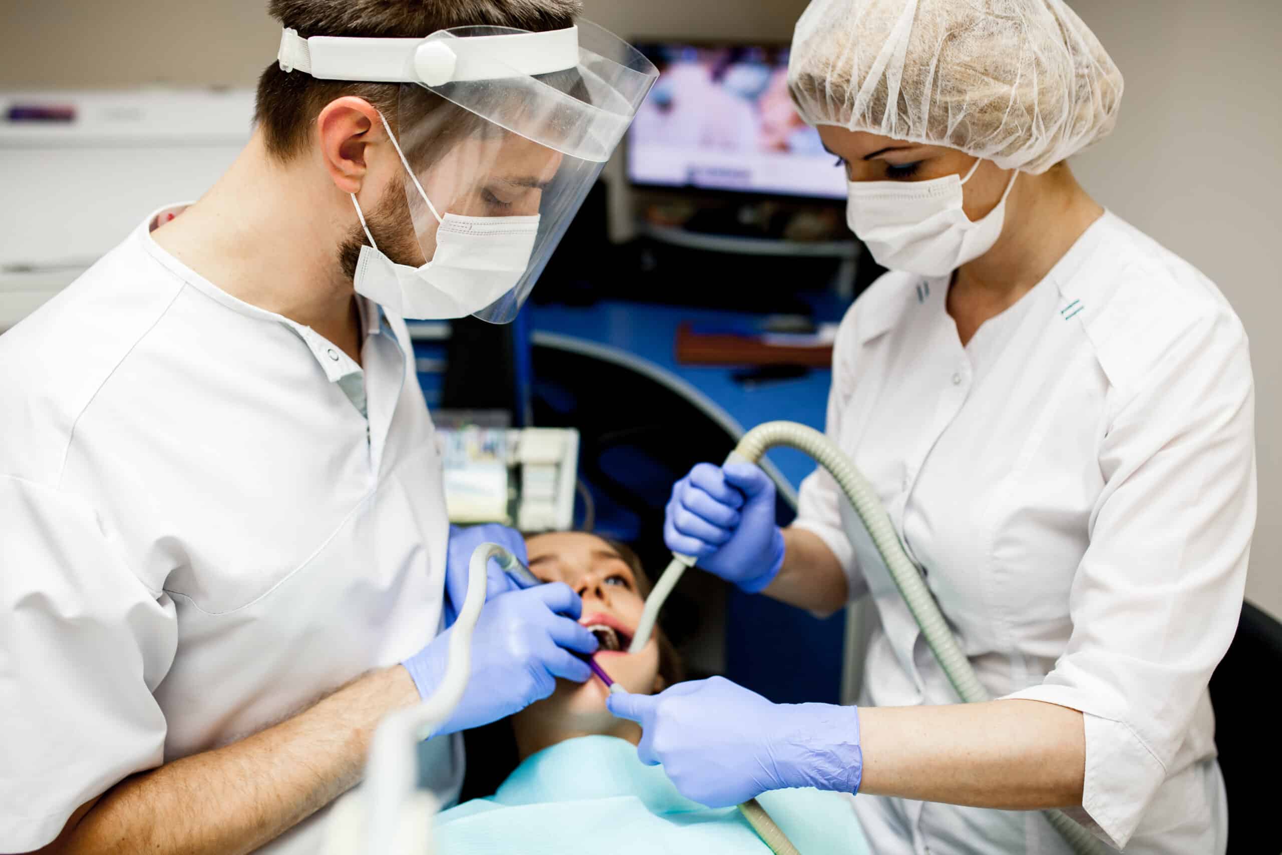 Featured image for “Emergency Dental Implants: Bridging The Gap Between Crisis And Confidence”